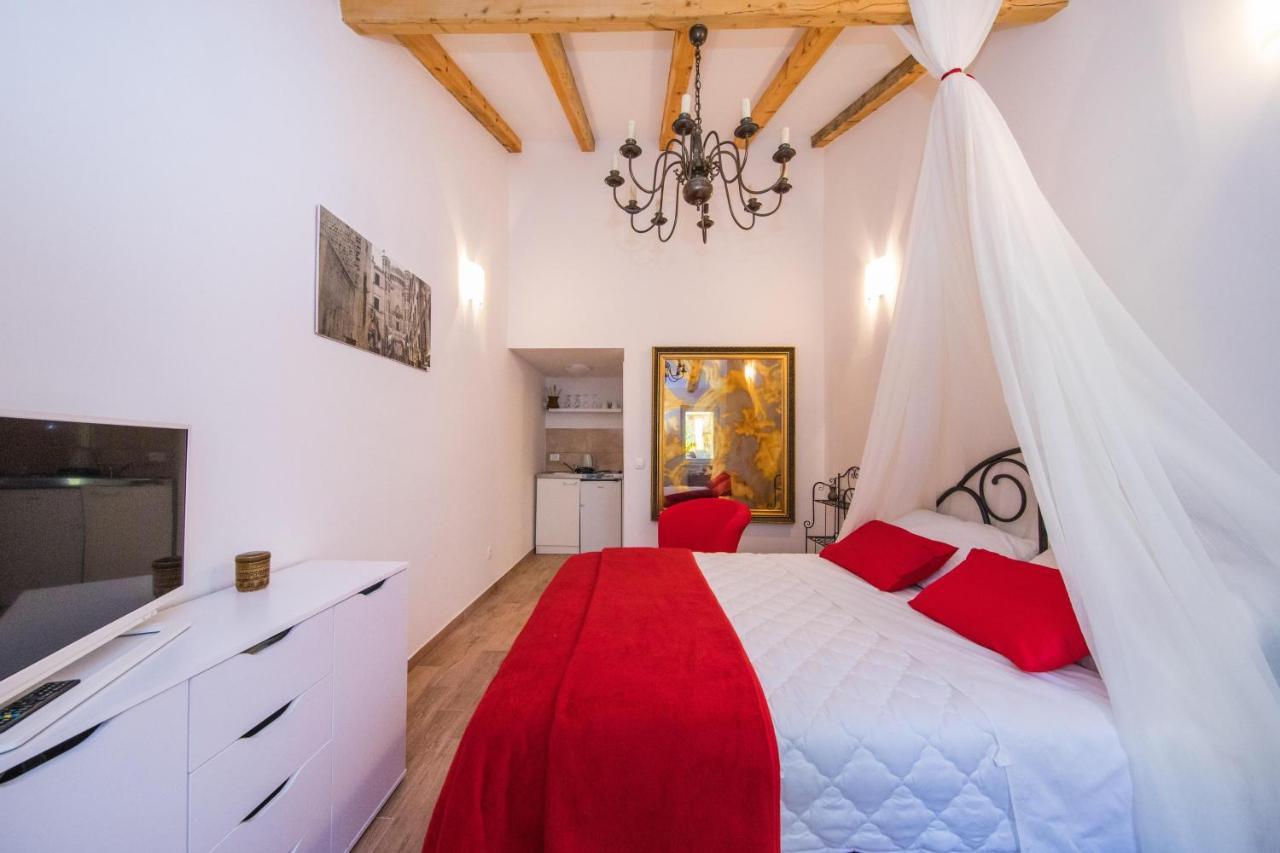 Apartments Mara Dubrovnik Bagian luar foto